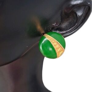 Vintage Amway Artistry Emerald Green Enamel Dome Earrings • XO Stamp